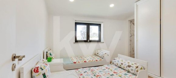 5 bedrooms House in Rio de Mouro, Portugal No. 40056 9