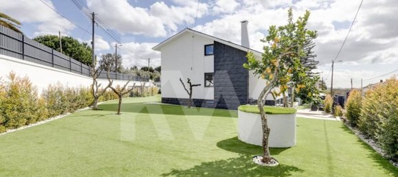 5 bedrooms House in Rio de Mouro, Portugal No. 40056 17