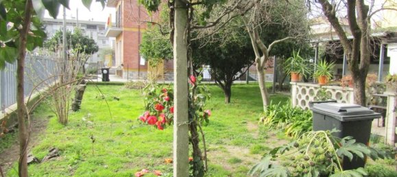 Casa de 4 dormitorios en Carrara, Italy No. 45780 36