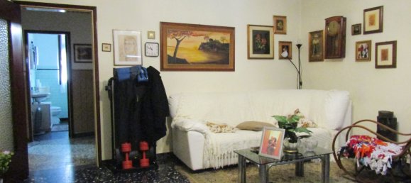 Casa de 4 dormitorios en Carrara, Italy No. 45780 8