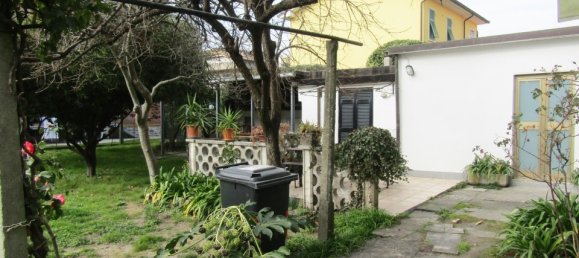 Casa de 4 dormitorios en Carrara, Italy No. 45780 34