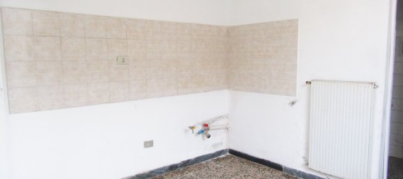 Casa de 4 dormitorios en Carrara, Italy No. 45780 50