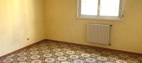 5 rooms Apartment in Palermo, Italy No. 64757 16