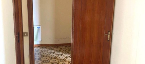 5 rooms Apartment in Palermo, Italy No. 64757 15