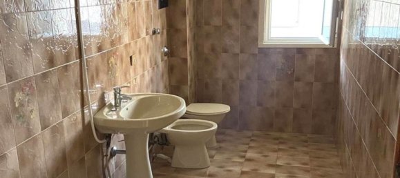 5 rooms Apartment in Palermo, Italy No. 64757 23