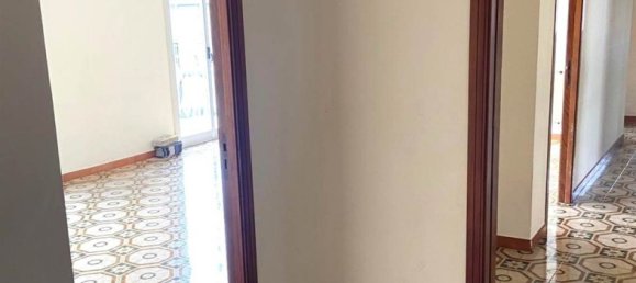 5 rooms Apartment in Palermo, Italy No. 64757 20