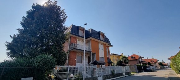 3 rooms Penthouse in Cerro Maggiore, Italy No. 15342 43