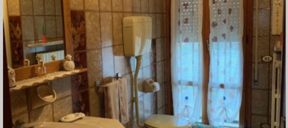 8 rooms House in Piacenza d'Adige, Italy No. 251898 13