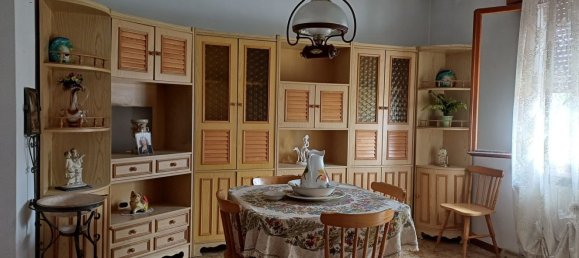 8 rooms House in Piacenza d'Adige, Italy No. 251898 5