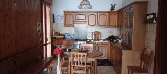 8 rooms House in Piacenza d'Adige, Italy No. 251898 3