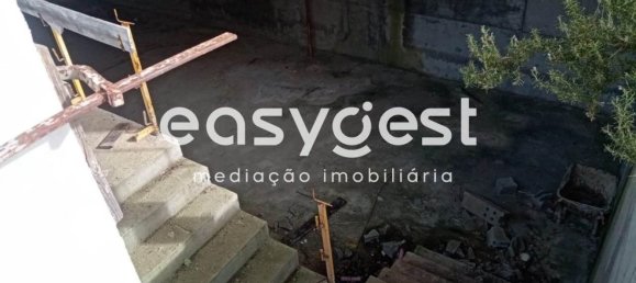 184m² Commercial property in Fundao, Portugal No. 147880 4