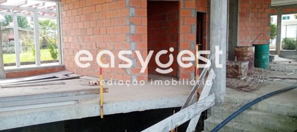 184m² Commercial property in Fundao, Portugal No. 147880 7