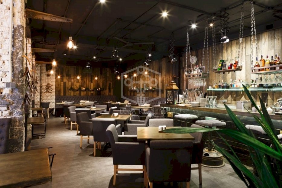 79m² Commercial property in Barcelona, Spain No. 7467