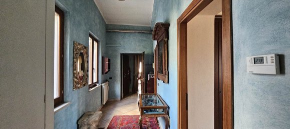 7 rooms Apartment in Terni, Italy No. 286690 3