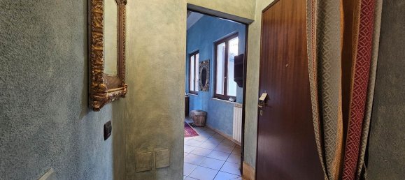 7 rooms Apartment in Terni, Italy No. 286690 4