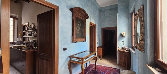 7 rooms Apartment in Terni, Italy No. 286690 6