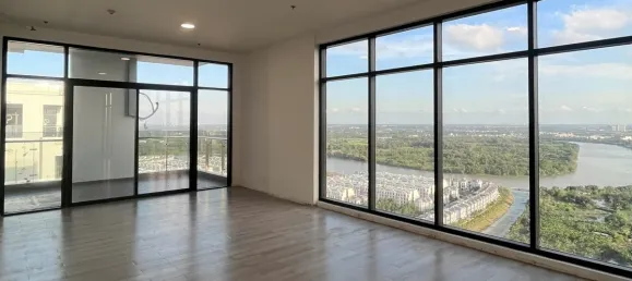 4 dormitorios apartamento en alquiler en Ho Chi Minh, Vietnam № 75189 2