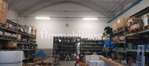 Lagerhaus in Fidenza, Italy 3965m², Nr. 286884 2