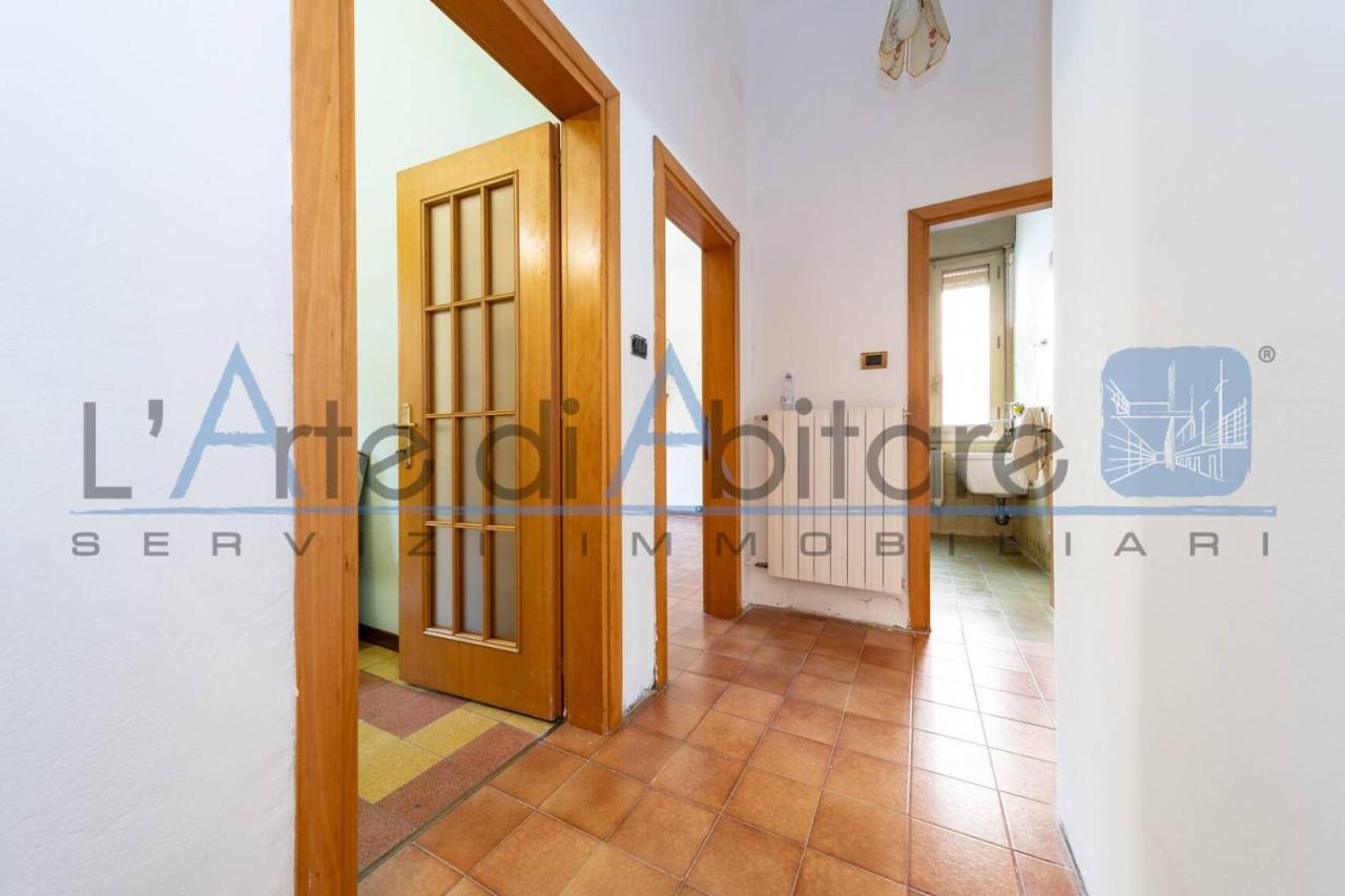 3-salle Appartement à Bologna, Italy No. 41973