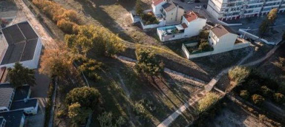 224m² Land in Moita, Portugal No. 147706 2