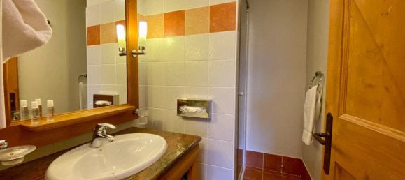 2 bedrooms Apartment in Bourg-Saint-Maurice, France No. 1254 8