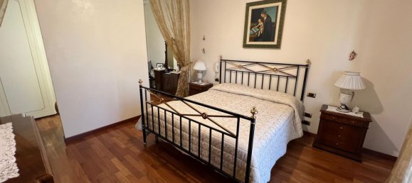 Квартира с 8 комнатами в Чериньола, Италия № 20398 11