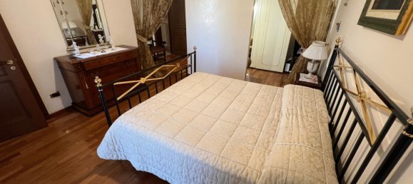 Квартира с 8 комнатами в Чериньола, Италия № 20398 27