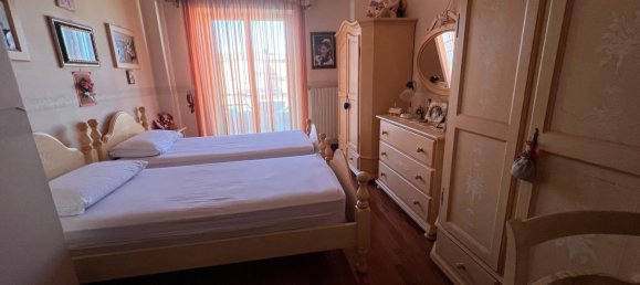 Квартира с 8 комнатами в Чериньола, Италия № 20398 37