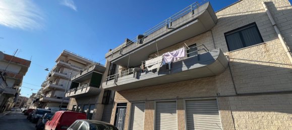 Квартира с 8 комнатами в Чериньола, Италия № 20398 28