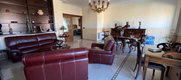 Квартира с 8 комнатами в Чериньола, Италия № 20398 26