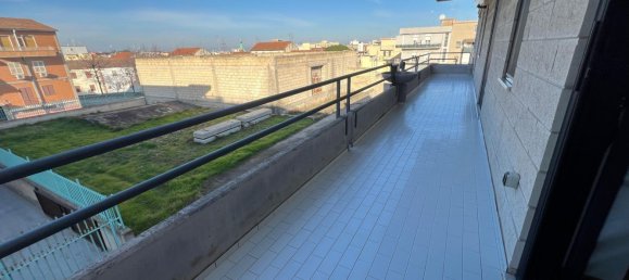 Квартира с 8 комнатами в Чериньола, Италия № 20398 14