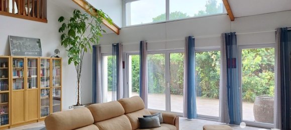 7 bedrooms House in Charge, France No. 326958 4