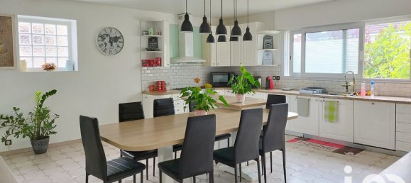 7 bedrooms House in Charge, France No. 326958 3