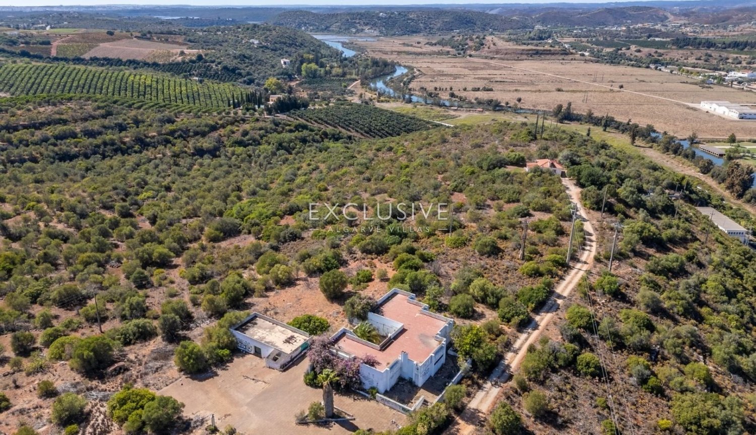 230m² Land in Silves, Portugal No. 122209