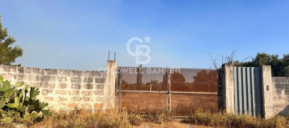 16569m² Land in Corigliano d'Otranto, Italy No. 63599 12