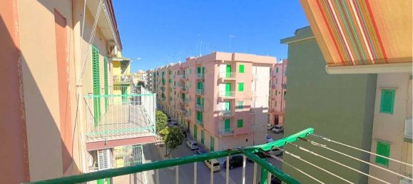 2 bedrooms Apartment in Molfetta, Italy No. 136652 4