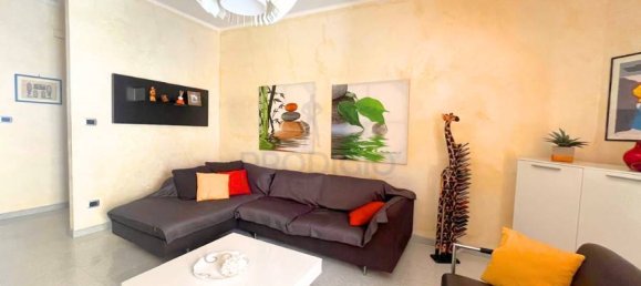 2 bedrooms Apartment in Molfetta, Italy No. 136652 2