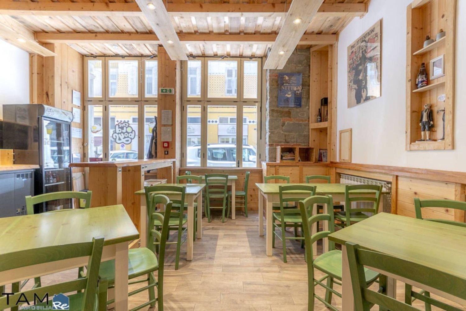 3 rooms Commercial property in Trieste, Italy No. 14795