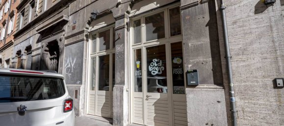 3 rooms Commercial property in Trieste, Italy No. 14795 36