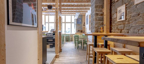 3 rooms Commercial property in Trieste, Italy No. 14795 10