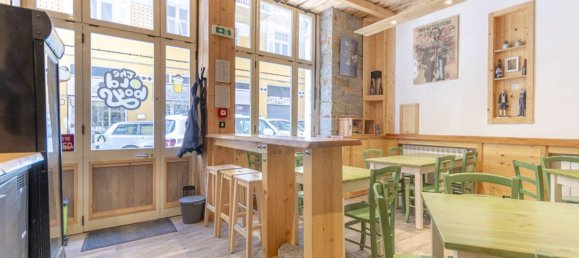 3 rooms Commercial property in Trieste, Italy No. 14795 3