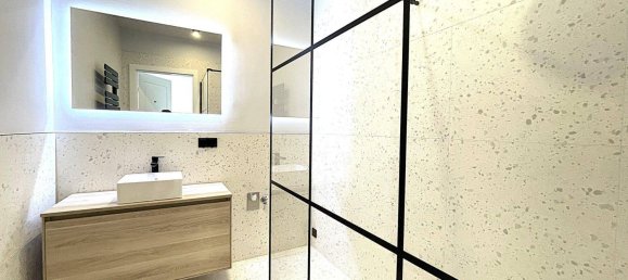 2 rooms Penthouse in Margareten, Austria No. 155912 6