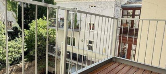 2 rooms Penthouse in Margareten, Austria No. 155912 3