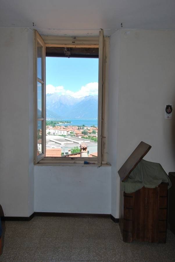 Дом с 4 спальнями в Донго, Италия № 93443