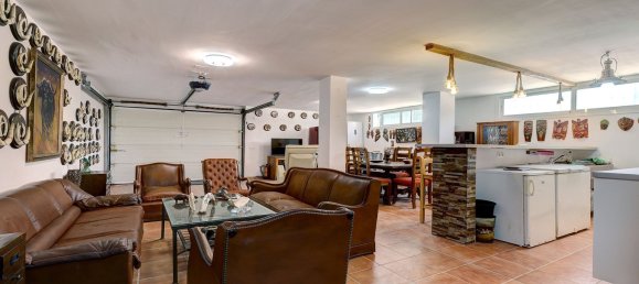 5 bedrooms Villa in Casares, Spain No. 154264 4