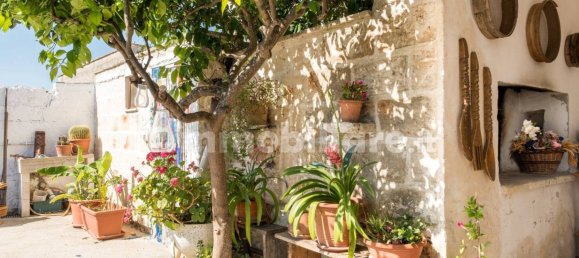 2 bedrooms House in Brindisi, Italy No. 223155 9