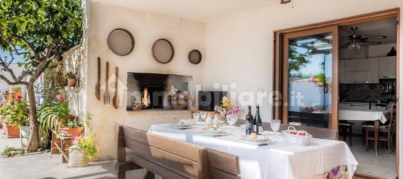 2 bedrooms House in Brindisi, Italy No. 223155 3