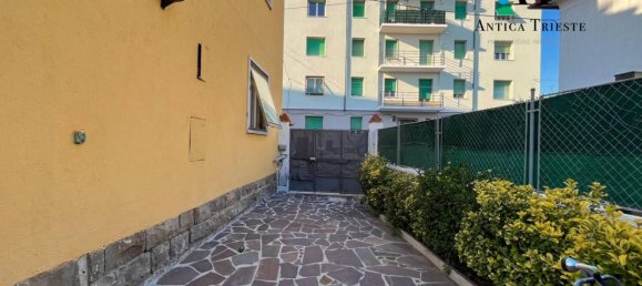 3 bedrooms Villa in Trieste, Italy No. 374820 50