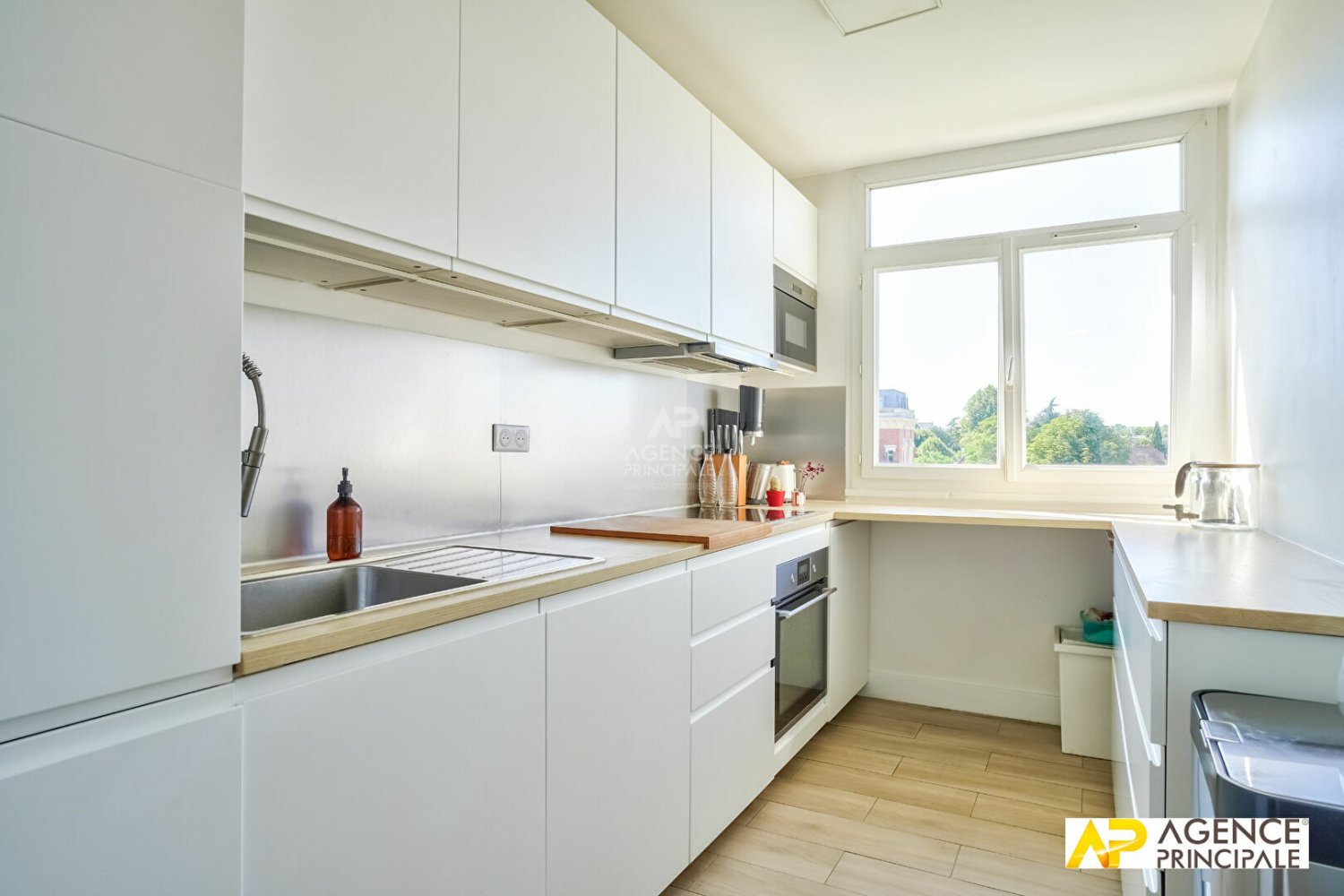 2 bedrooms Apartment in Maisons-Laffitte, France No. 347059