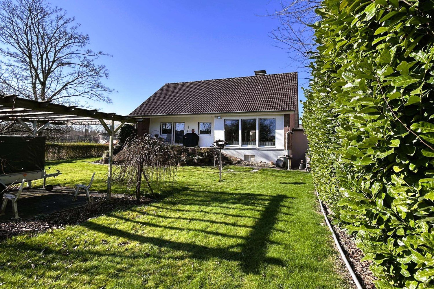 Дом с 4 спальнями в Meerbusch, Германия № 26664